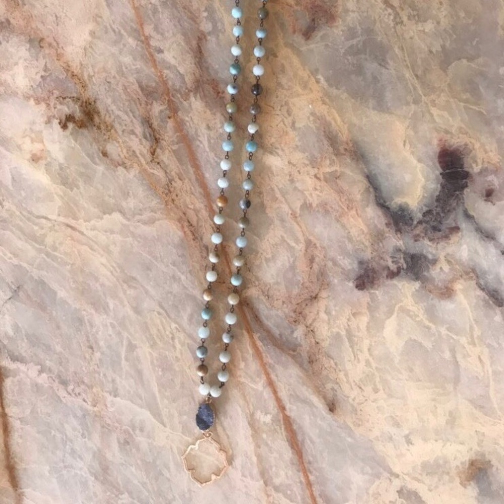 Boho Amazonite Druzy Gold Quatrefoil Necklace - Picture 4 of 6